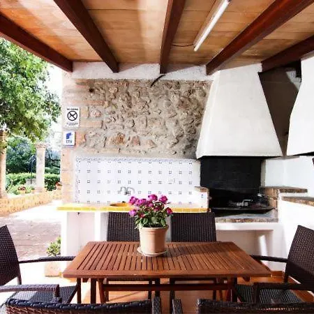 Villa Sleeps 6 With Pool Air Con And Wifi Pollenca
