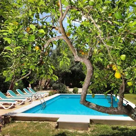 Villa Sleeps 6 With Pool Air Con And Wifi *