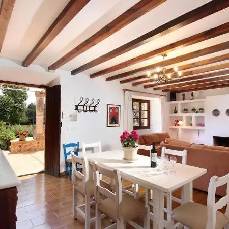 Sleeps 6 With Pool Air Con And Wifi Villa *