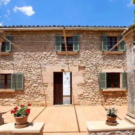 Sleeps 6 With Pool Air Con And Wifi Villa Pollenca